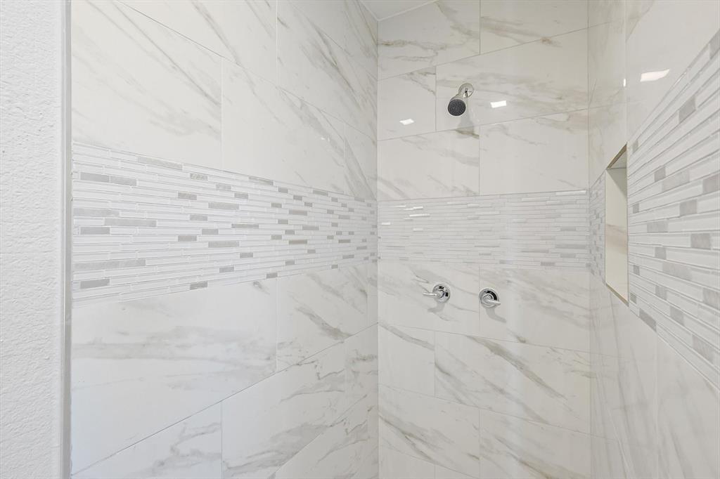 A Garza - Residential