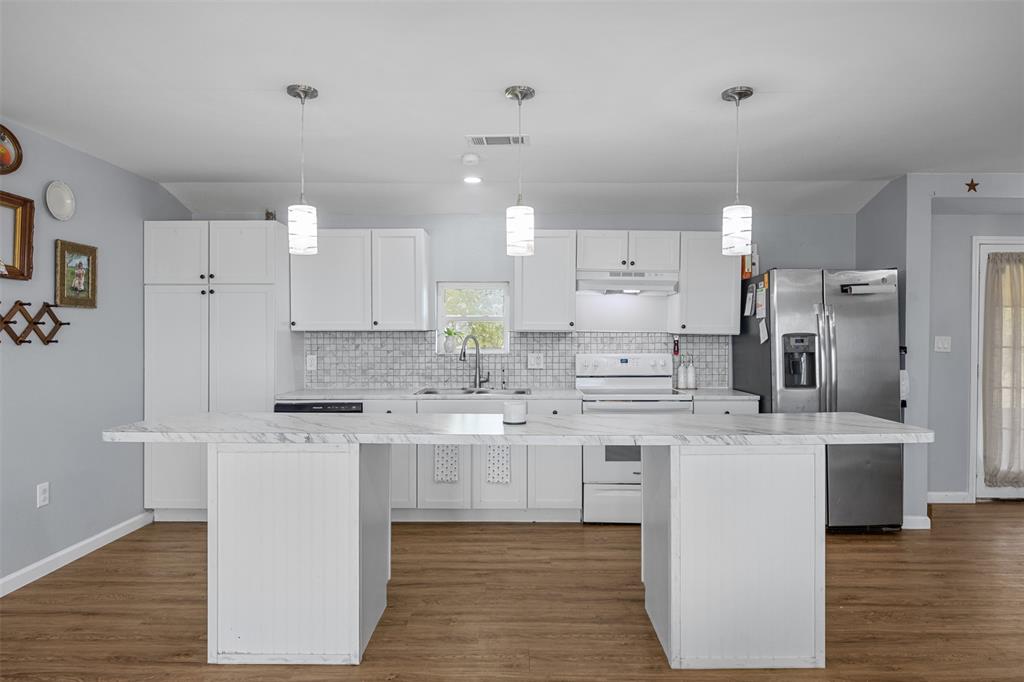 A Garza - Residential