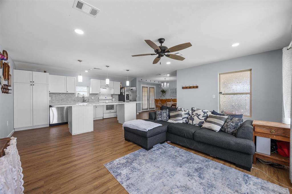 A Garza - Residential