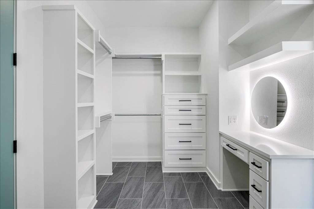 Rolling Hills - Residential