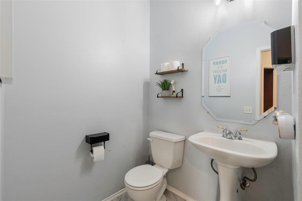 Antigua IV Add - Residential Lease