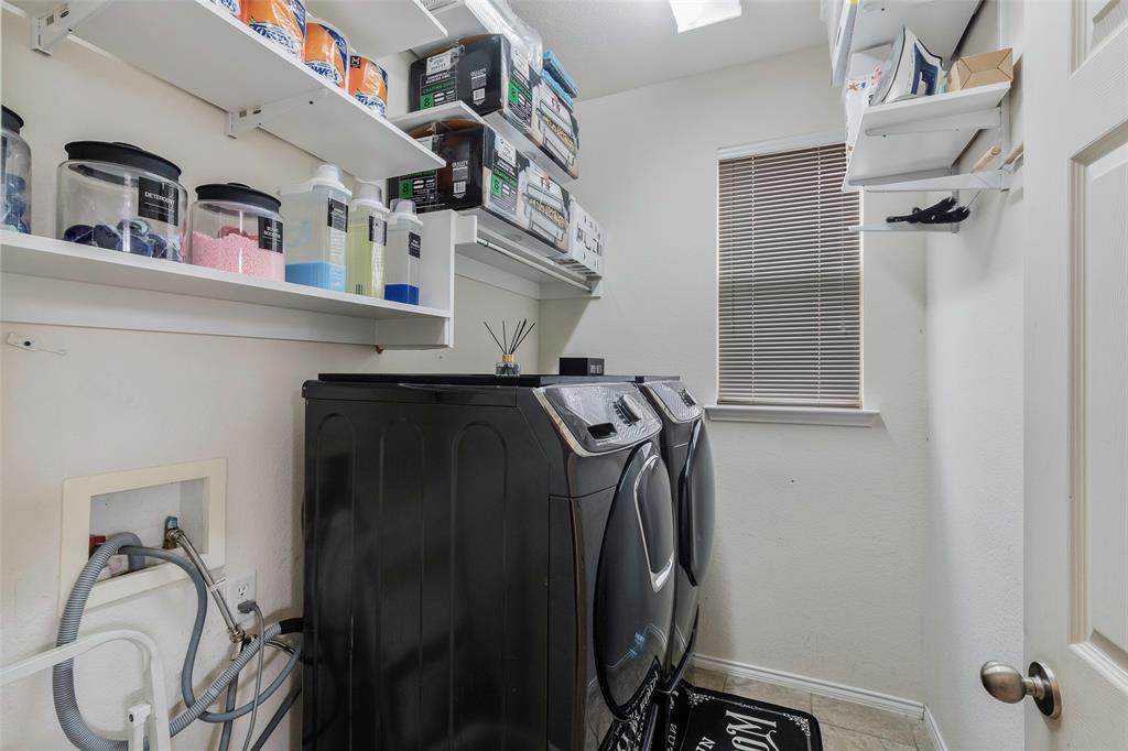 Antigua IV Add - Residential Lease