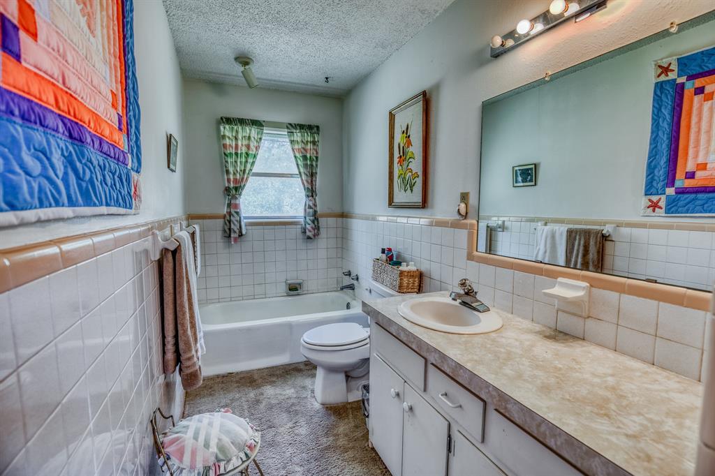 M H Breedlove - Farm