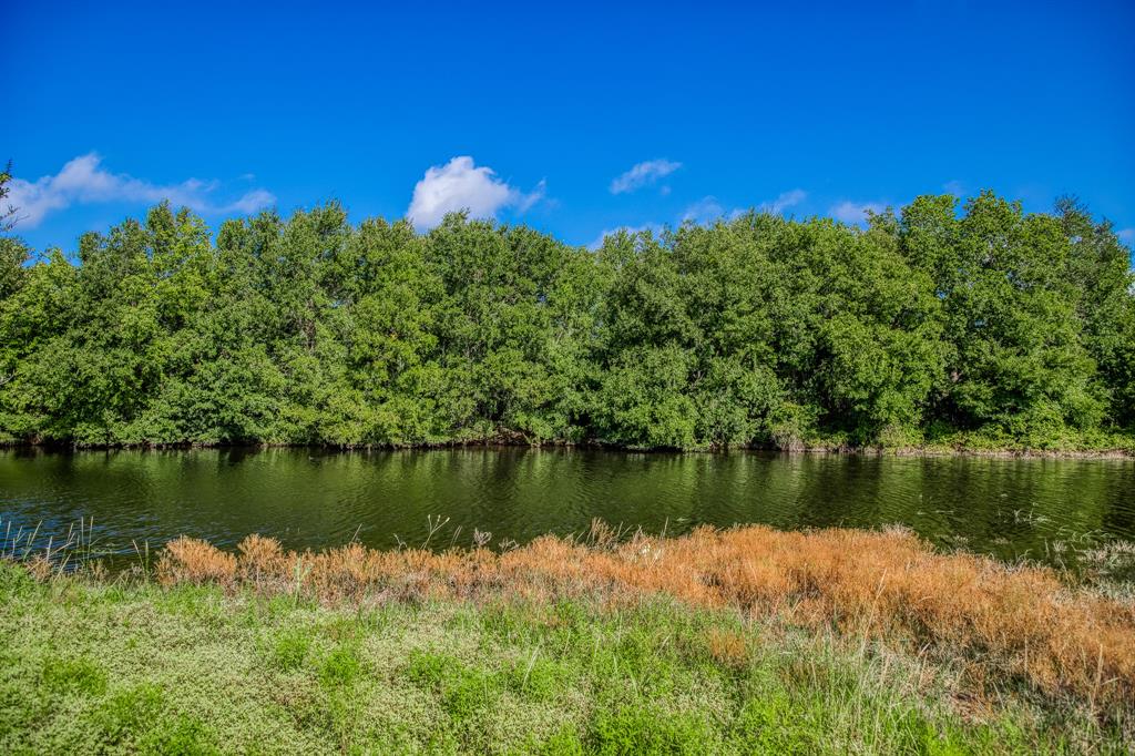 M H Breedlove - Farm