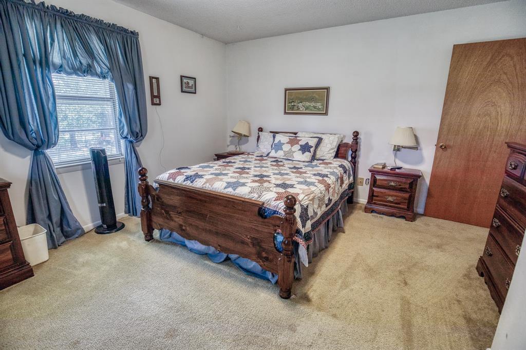 M H Breedlove - Farm