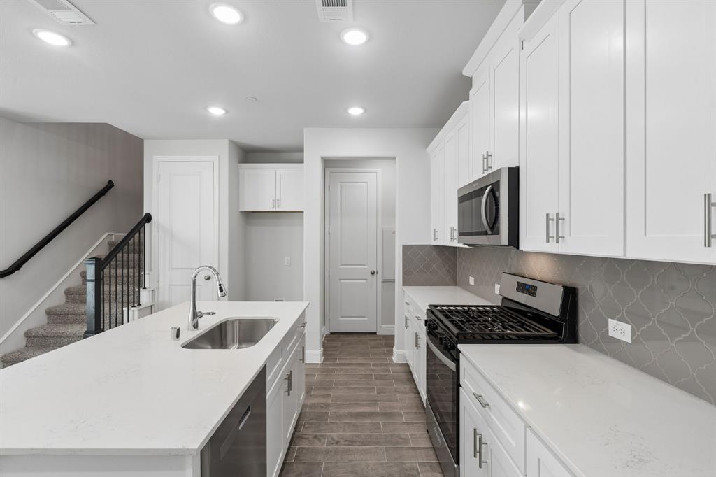 924 Heart Reef Road