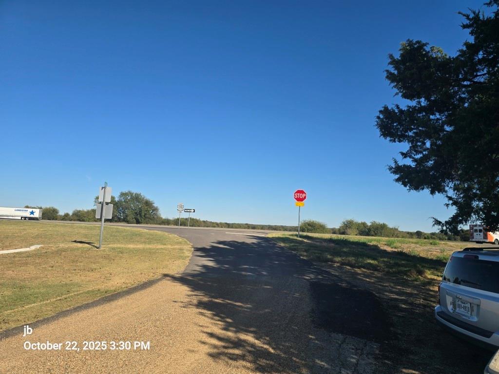 912 E Letava Drive