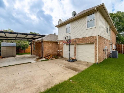 Tiny photo for 701 pine lakes DR, Plano, TX 75025 (MLS # 21397042)