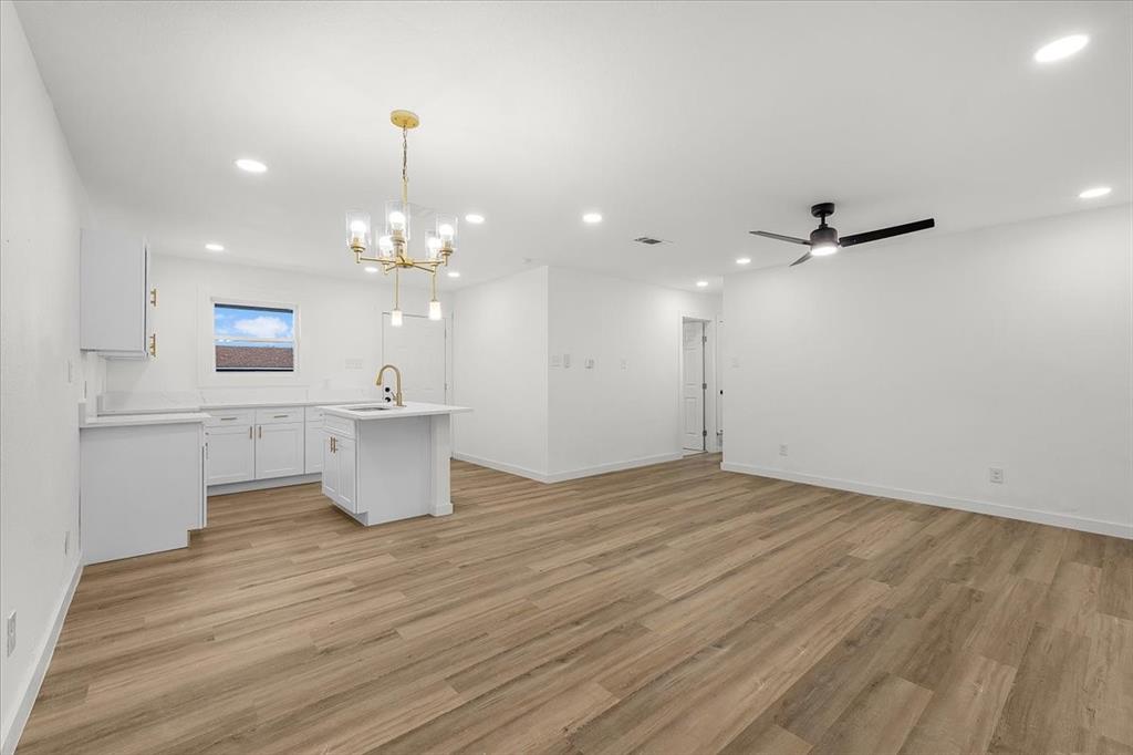 6415 Cinnamon Oaks Drive