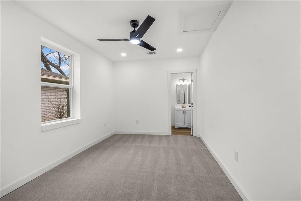 6415 Cinnamon Oaks Drive