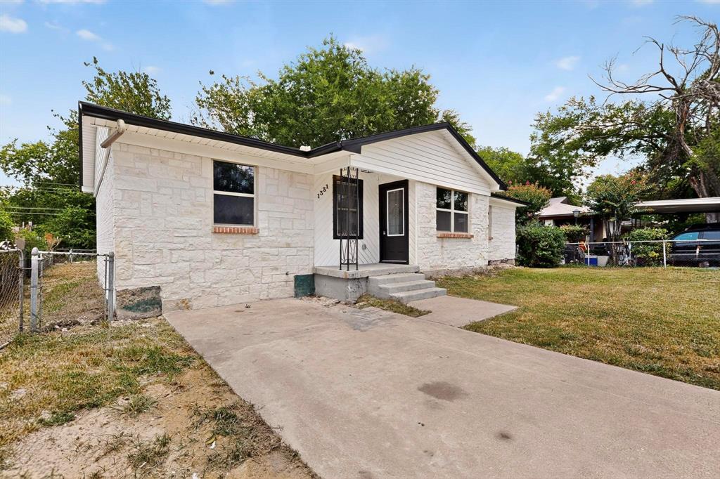 1331 Crestridge Drive