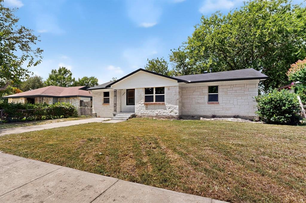 1331 Crestridge Drive