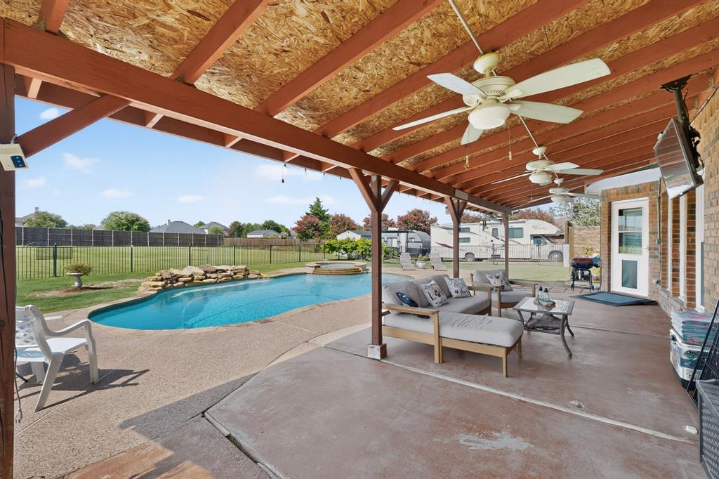 2336 Saddlebrook Lane