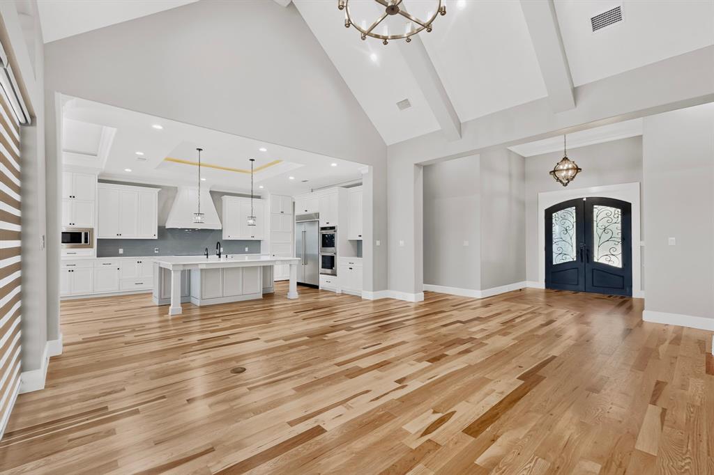 2055 Parkview Drive
