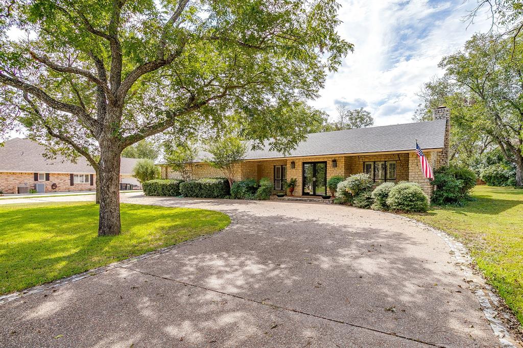 8918 Bellechase Road