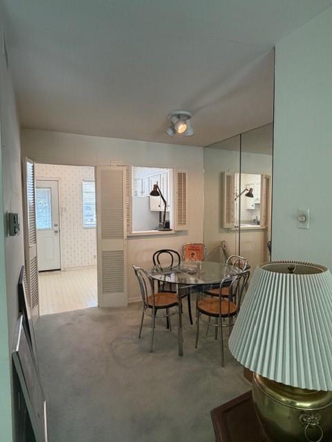 Tanglewood Twnhms Condos - Residential