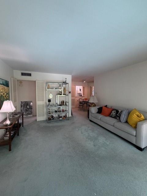 Tanglewood Twnhms Condos - Residential