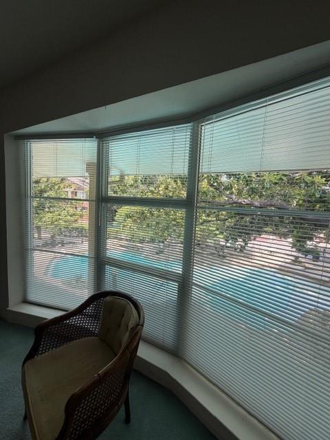 Tanglewood Twnhms Condos - Residential