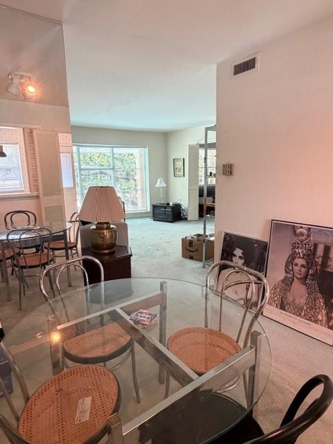 Tanglewood Twnhms Condos - Residential