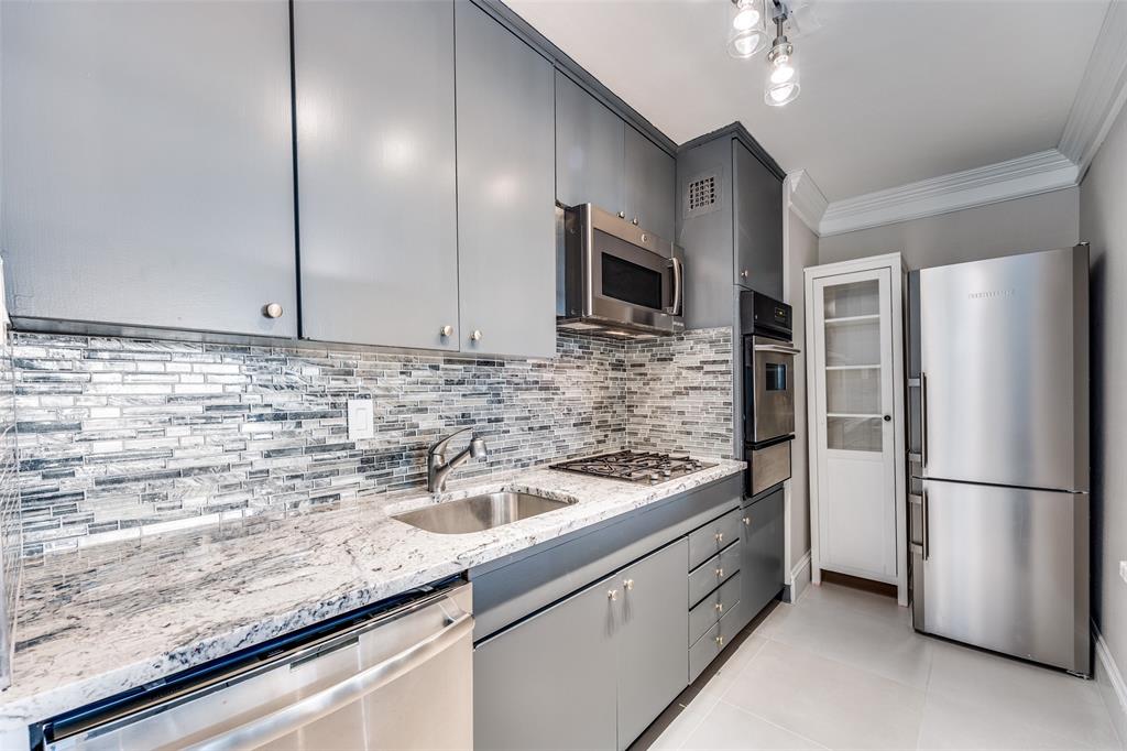 3883 Turtle Creek Boulevard 2209