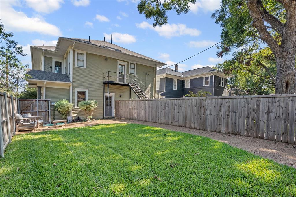 Winnetka Heights - Residential Lease