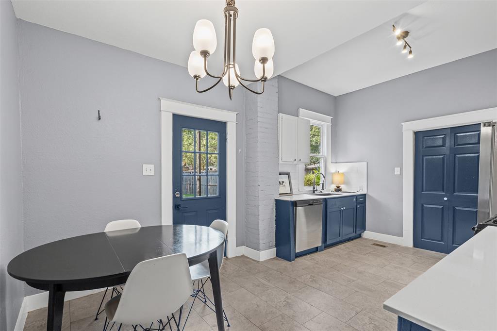 Winnetka Heights - Residential Lease