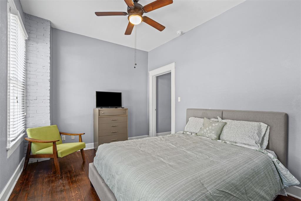 Winnetka Heights - Residential Lease