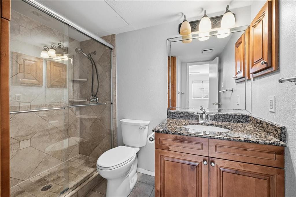 Cedar Creek Twnhms - Residential