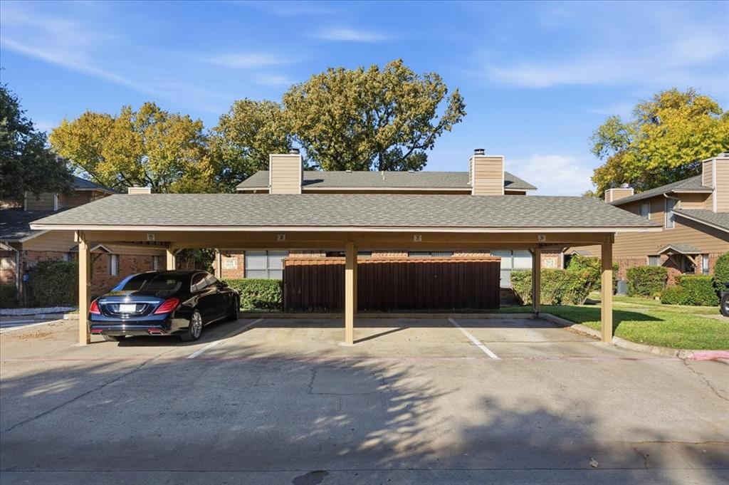 Cedar Creek Twnhms - Residential