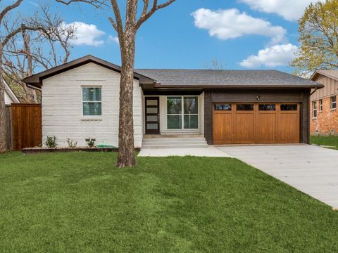 Photo of 8815 Graywood Drive, Dallas, TX 75243 (MLS # 21198990)