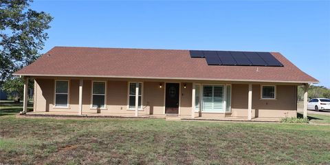 Photo of 4821 New Hope Road, Aubrey, TX 76227 (MLS # 21180350)
