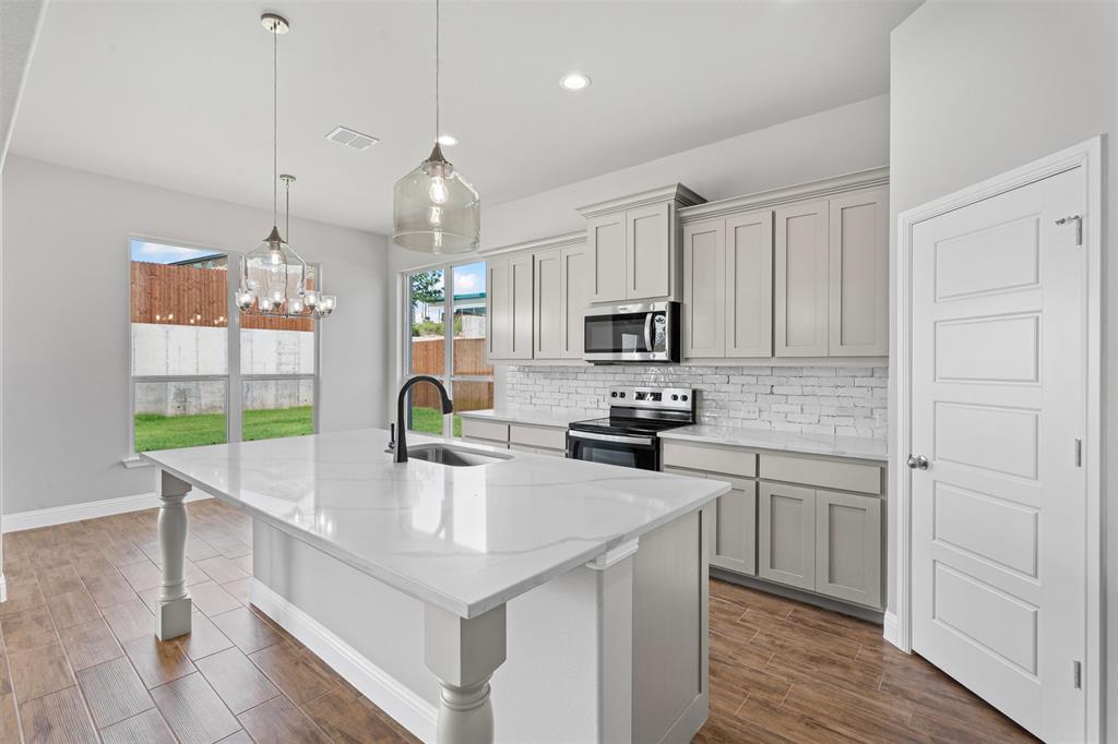 Rock Ridge - Residential