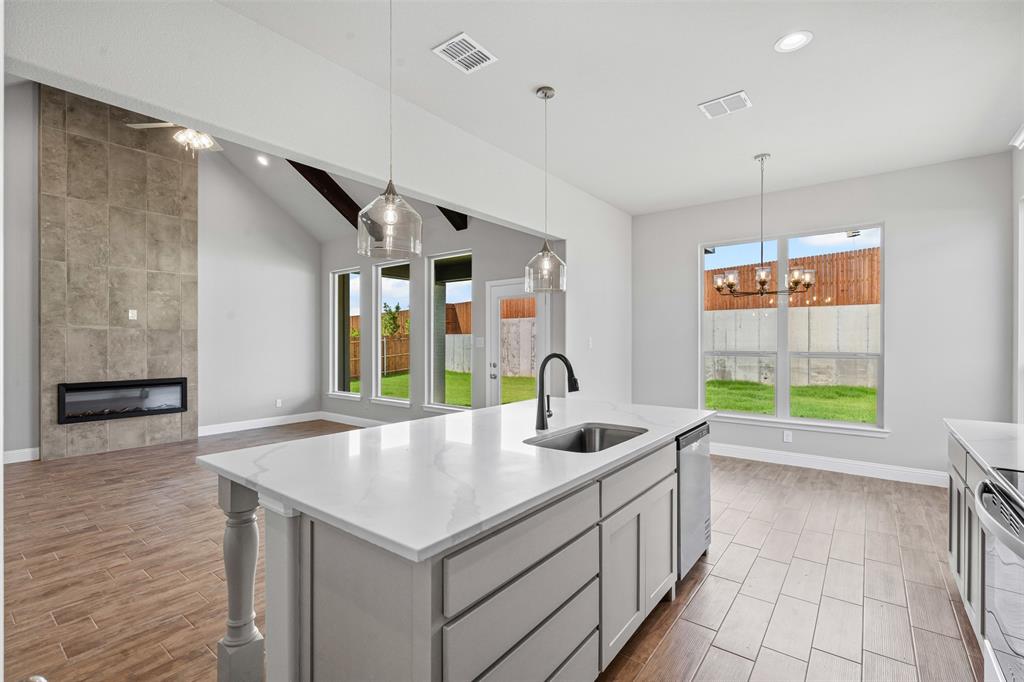 Rock Ridge - Residential