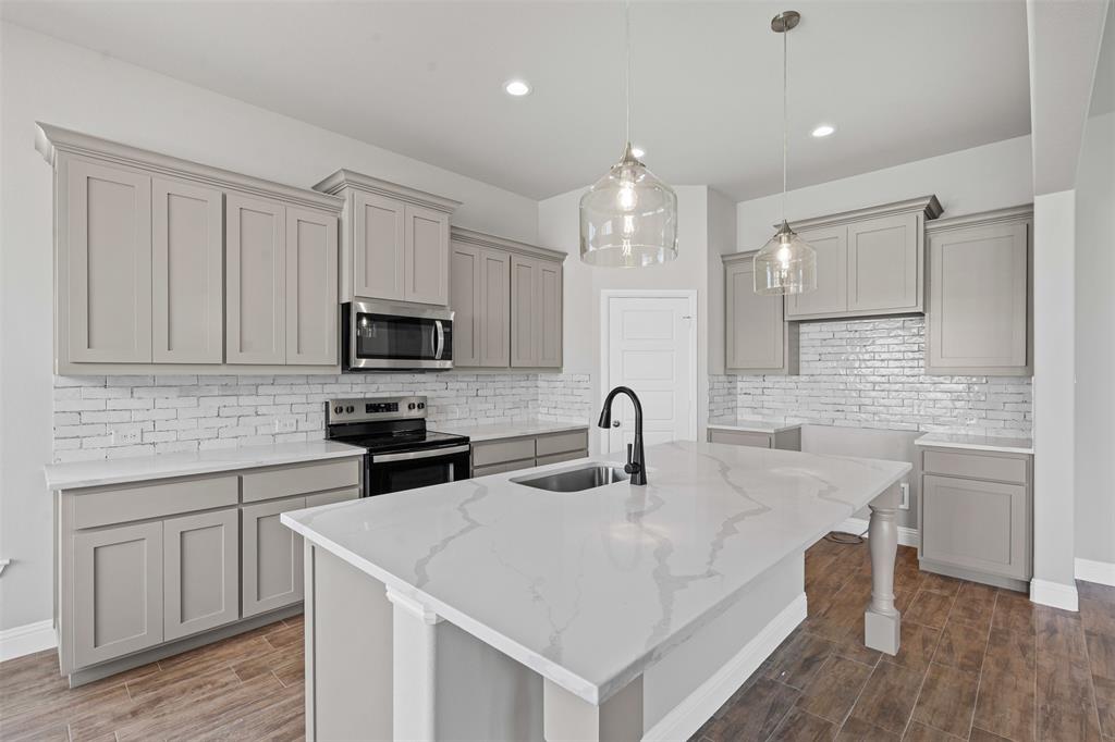 Rock Ridge - Residential