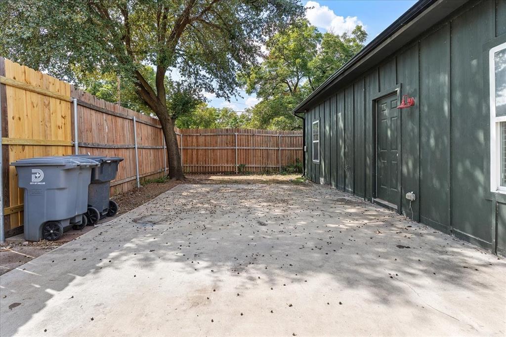 Dallas Land & Loan 3 - Residential