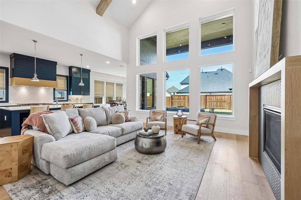 4670 Mayfield Drive