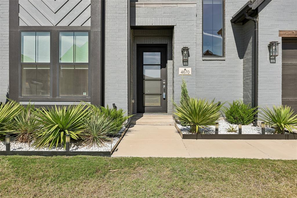 4670 Mayfield Drive