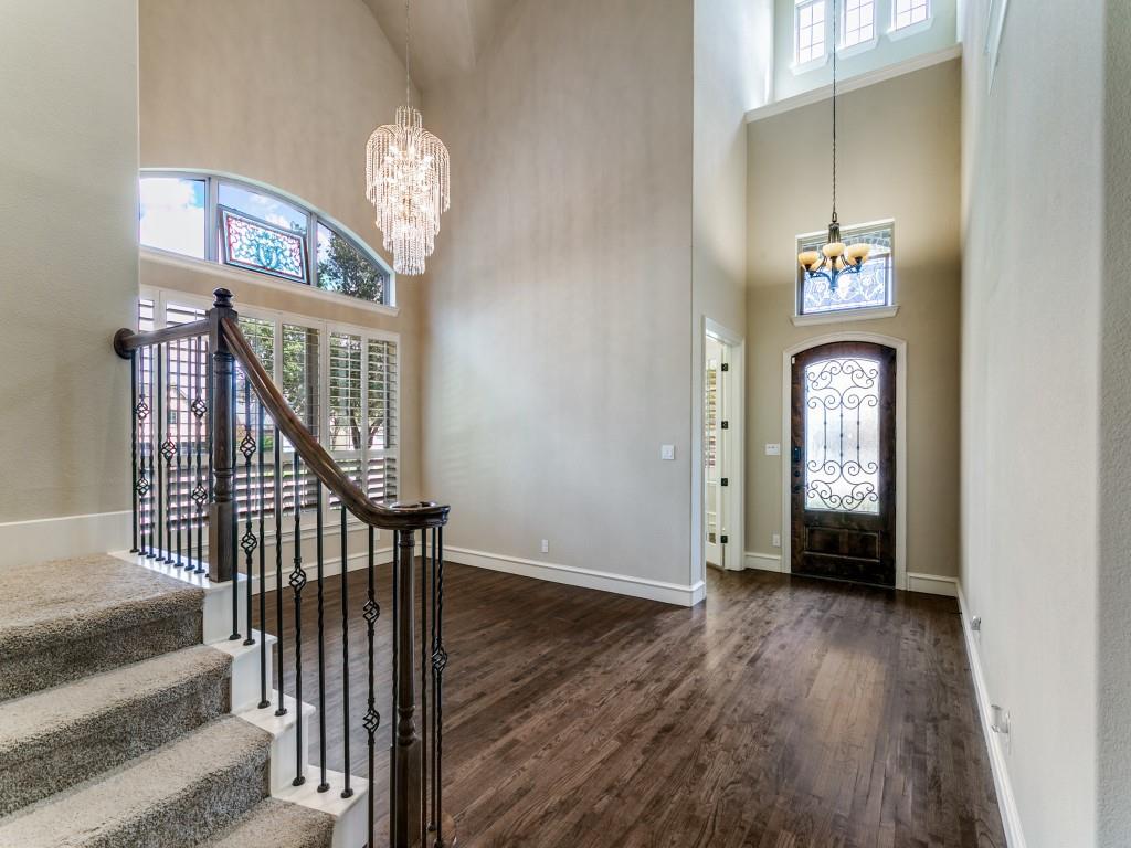 123 Alto Vista Drive