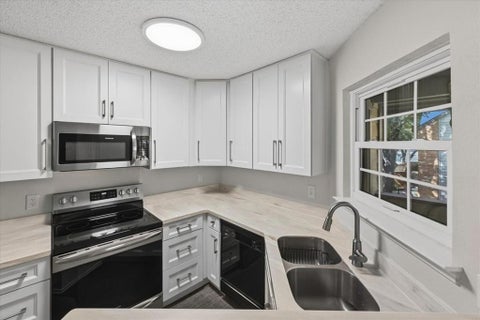 Tiny photo for 264 Jefferson Parkway, Fort Worth, TX 76107 (MLS # 21395718)