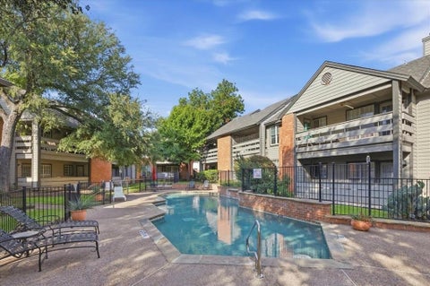 Tiny photo for 264 Jefferson Parkway, Fort Worth, TX 76107 (MLS # 21395718)