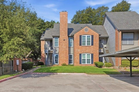 Tiny photo for 264 Jefferson Parkway, Fort Worth, TX 76107 (MLS # 21395718)