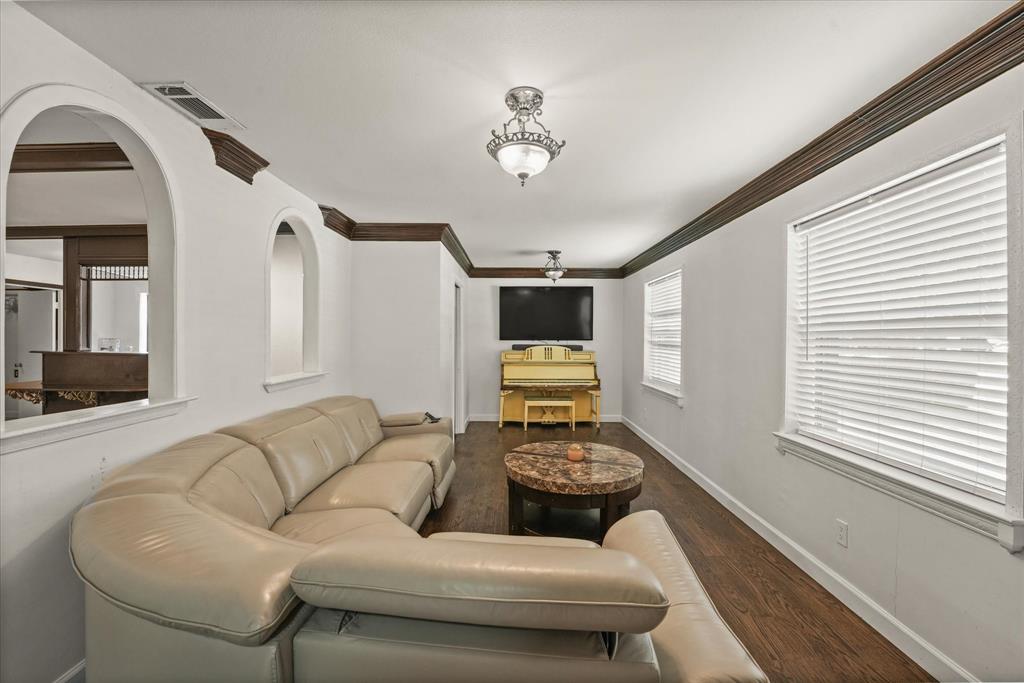 Crestview East 02 - Residential