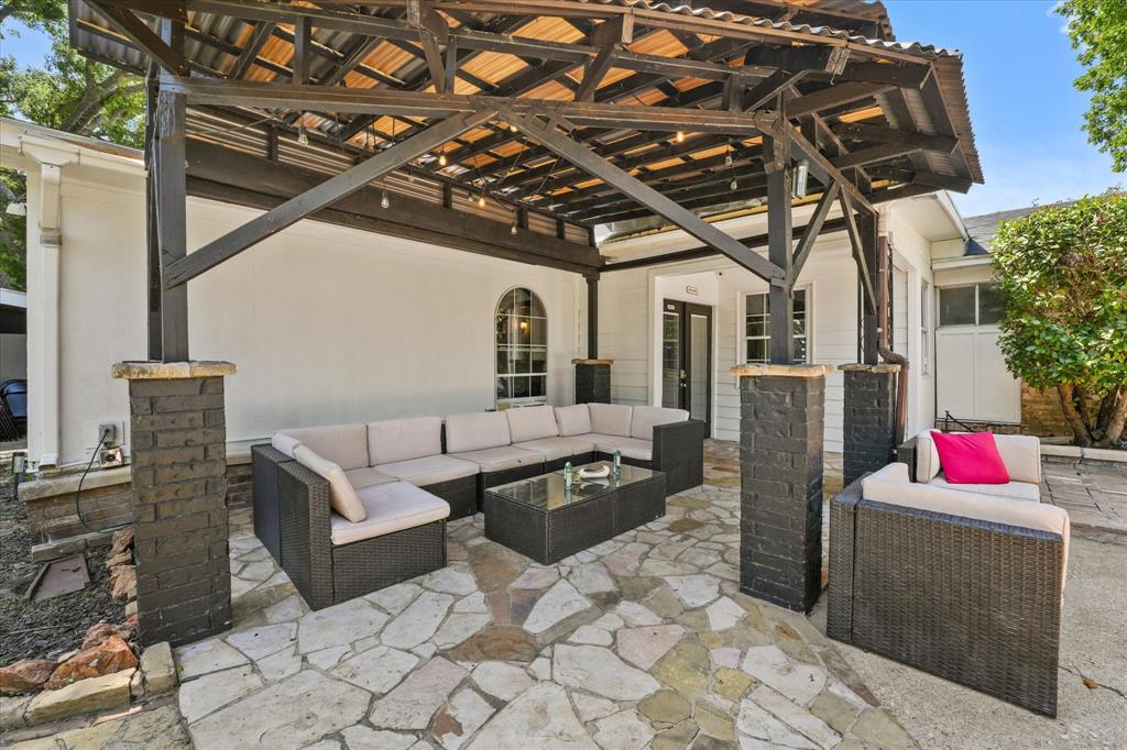 Crestview East 02 - Residential