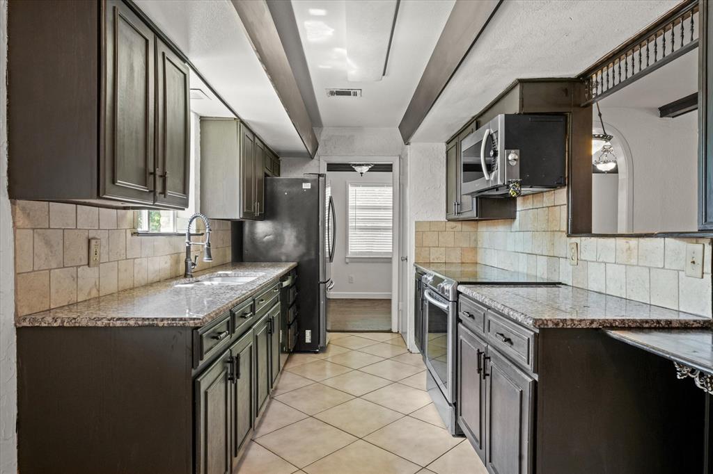 Crestview East 02 - Residential