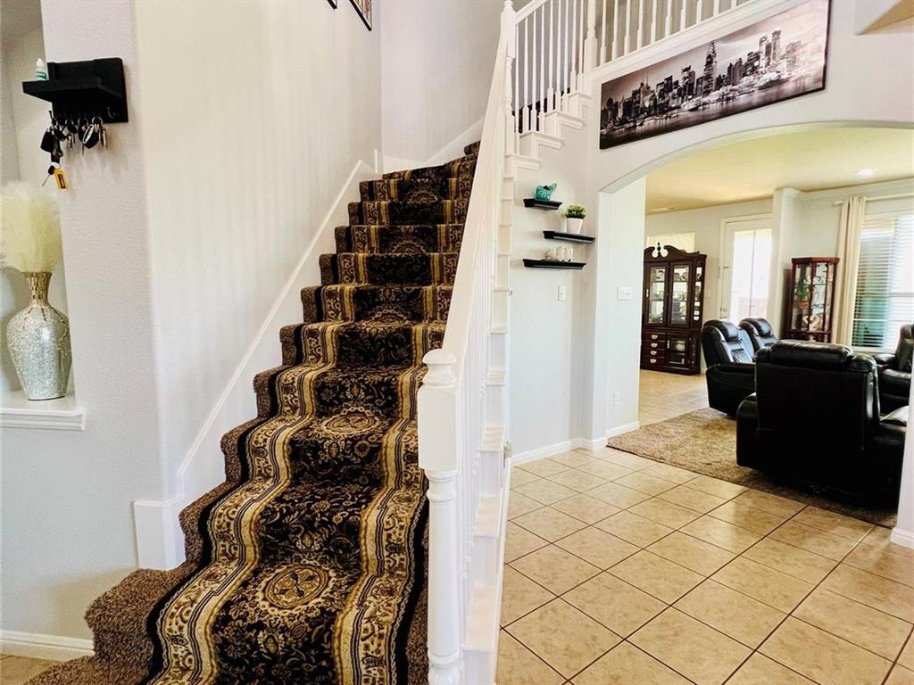 5900 Paddlefish Drive