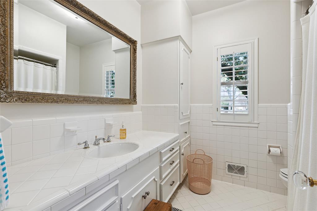 Russwood Acres 2nd Inst - Residential