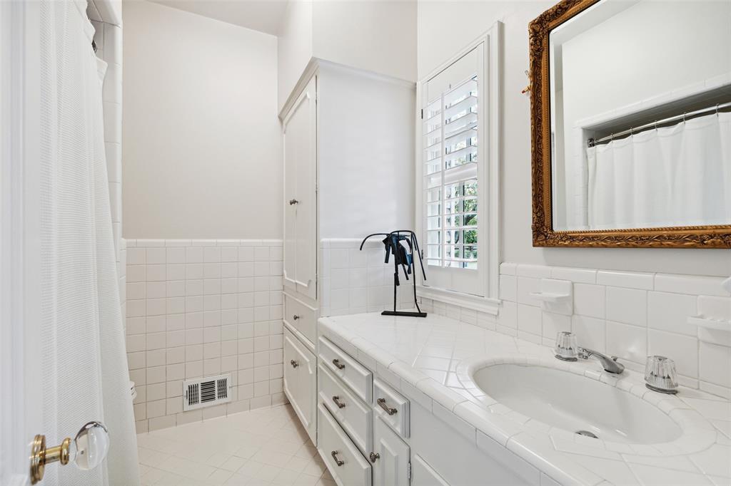 Russwood Acres 2nd Inst - Residential