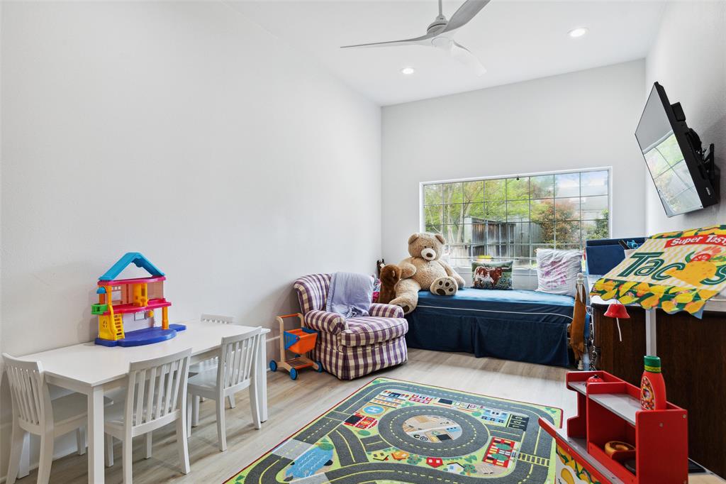 Russwood Acres 2nd Inst - Residential