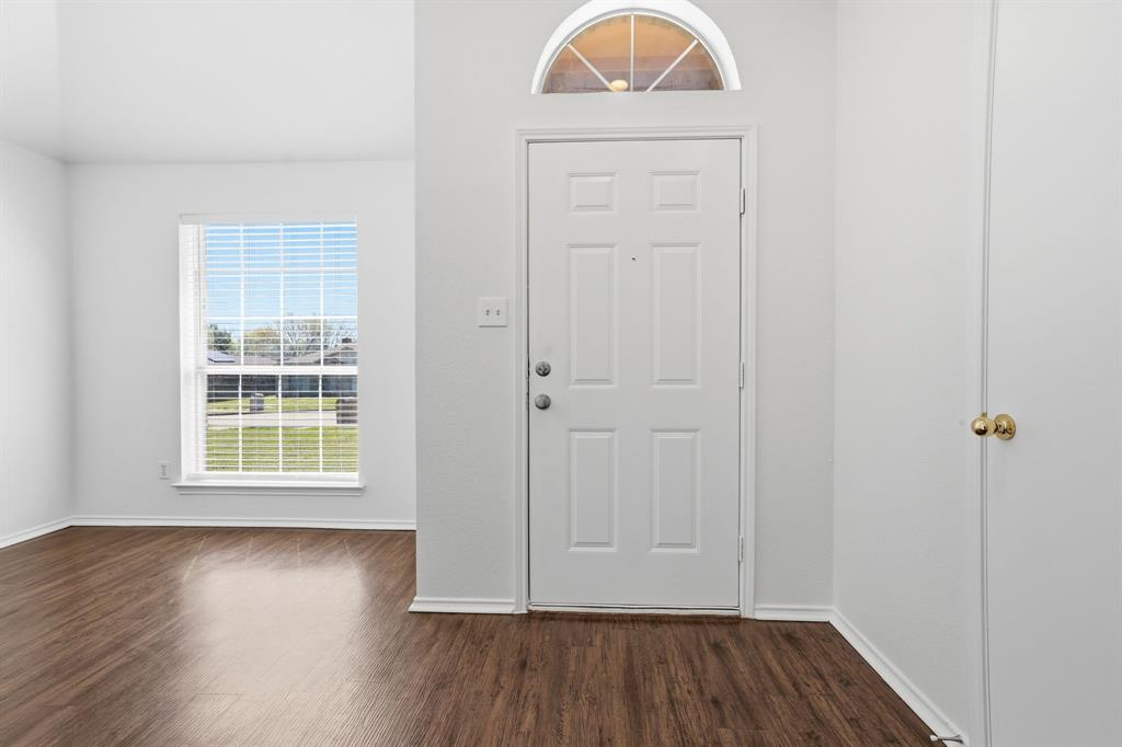 1325 Maple Ridge Drive