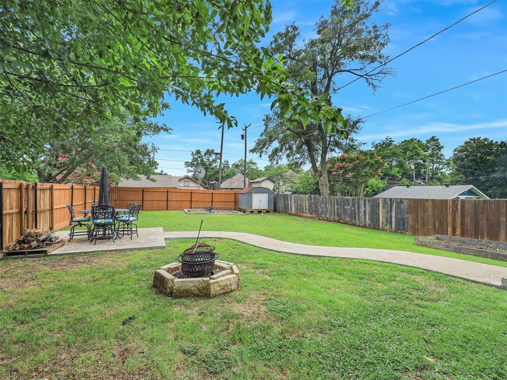 1200 W Walker Street